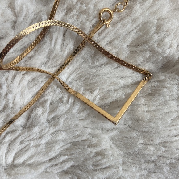 VINTAGE Avon red and CZ short gold snake chain necklace - Picture 6 of 6